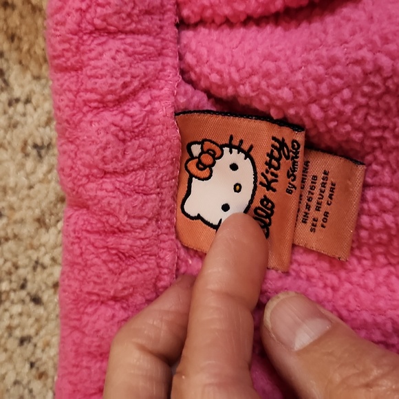 HELLO KITTY SPA ROBE - Picture 2 of 4